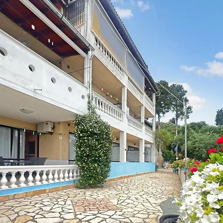 Andromaches Family Balcony * אכיליון